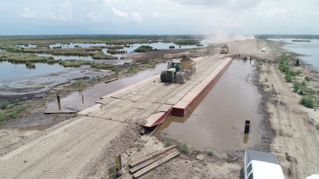 FLEXIFLOATS USED TO PROTECT PIPELINES